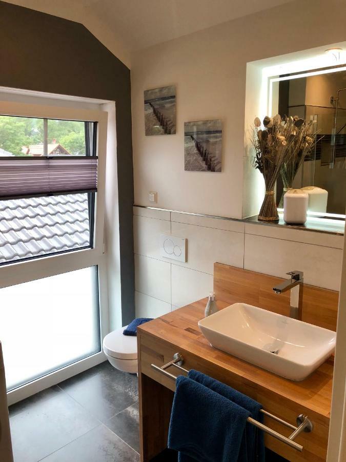 Ferienhaus Traumspot Wiek auf Ruegen Ngoại thất bức ảnh